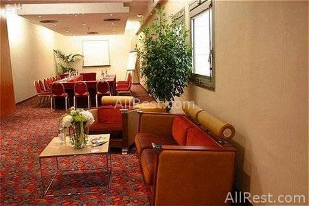 Aston Hotel 27